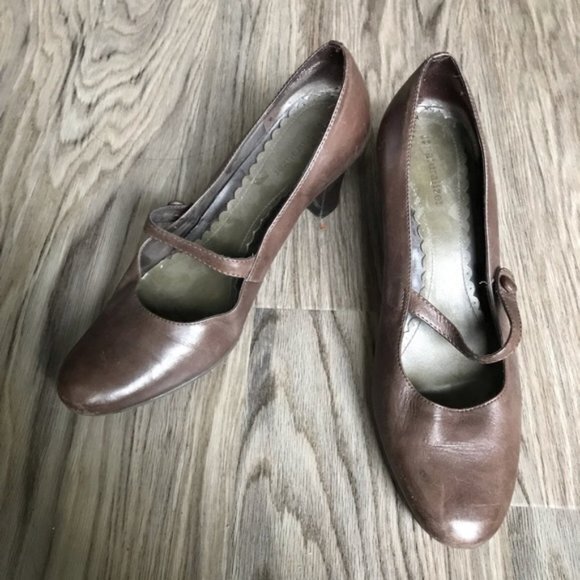 Naturalizer Leather 3” Heels Mary‎ Jane Pumps - Picture 1 of 6
